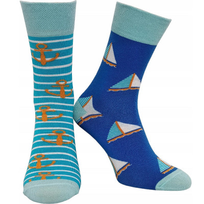 Veselé nerovnaké ponožky Som pri mori