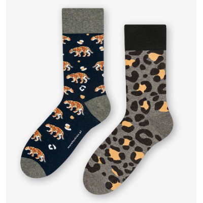 Dámske nerovnaké ponožky Panther D