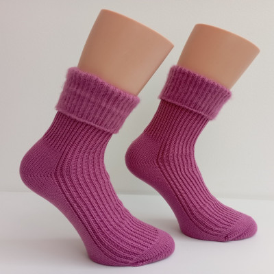 Dámske hrubé ponožky s ohrnutým patentom Česana